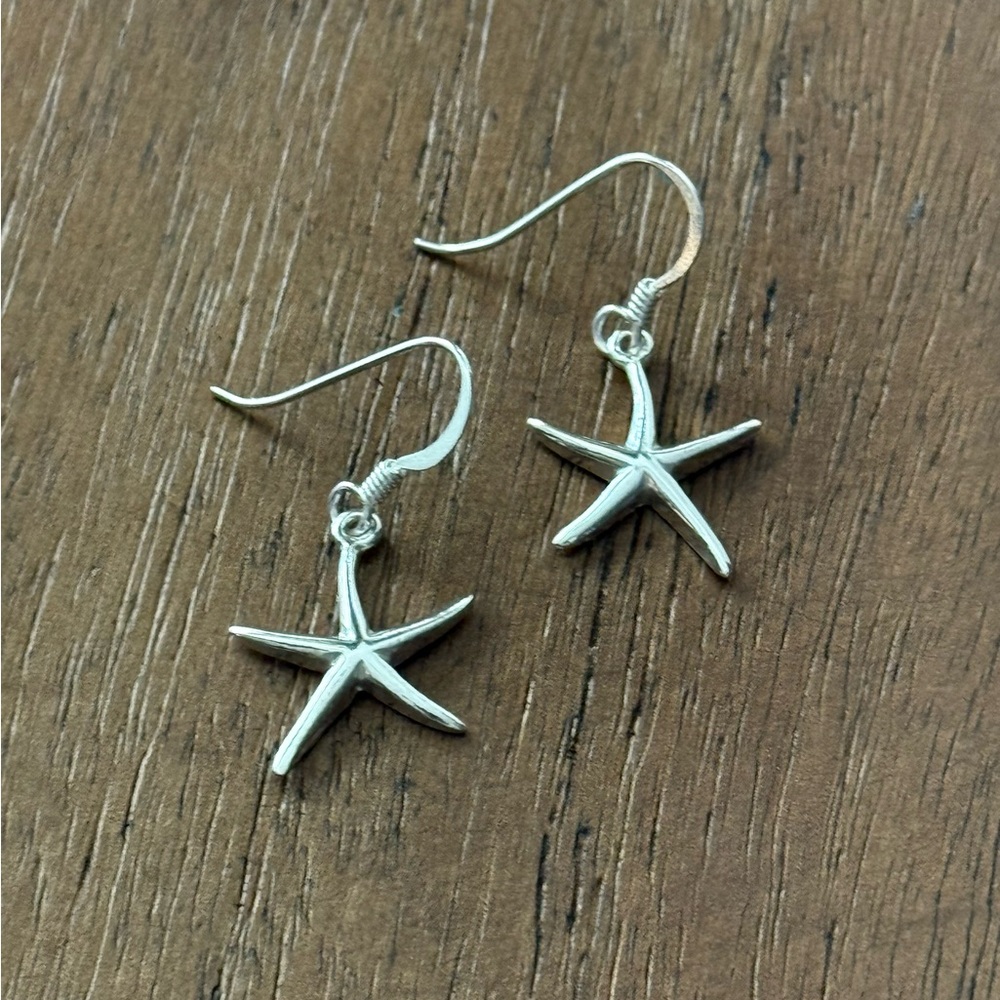 NWT 925 Sterling Silver Starfish Earrings! Hypoallergenic! NEW! - Picture 3 of 4